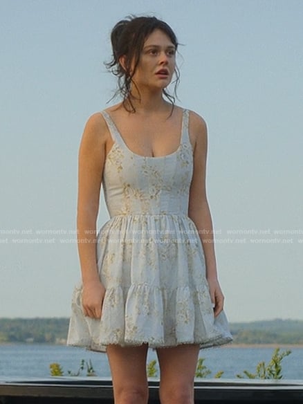 Cadence's blue floral sleeveless mini dress on We Were Liars