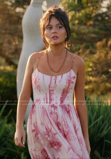 Cadence's pink floral print midi dress on We Were Liars