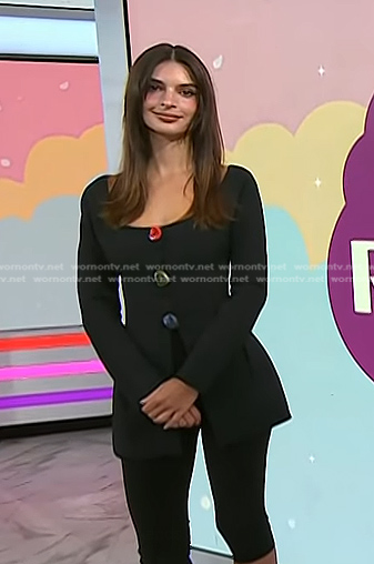Emily Ratajkowski's black scoop neck top on Today