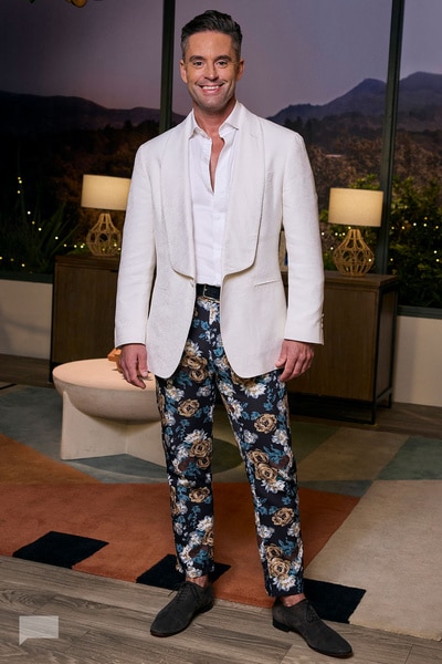 Jesse's floral pants on The Valley
