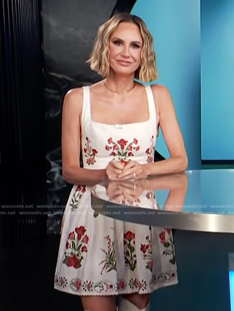 Keltie's white floral print mini dress on E! News