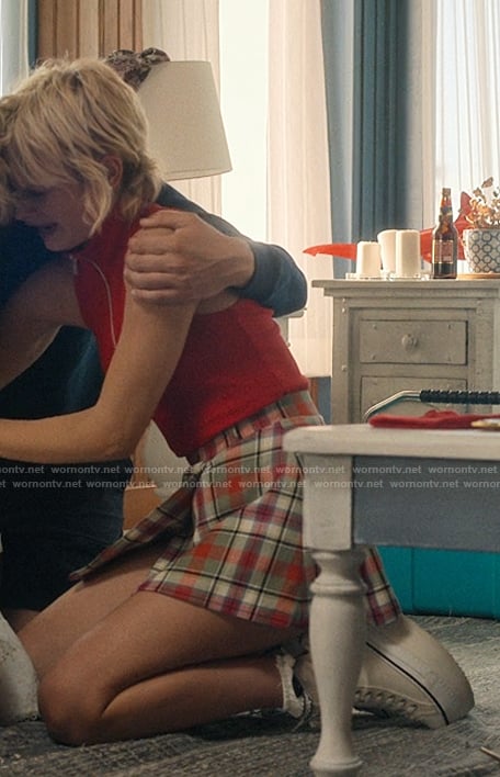Mirren's plaid mini skirt on We Were Liars