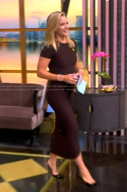 Sara's brown bodysuit and ruched skirt on The View