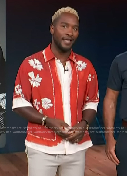 Scott's red floral print shirt on Access Hollywood