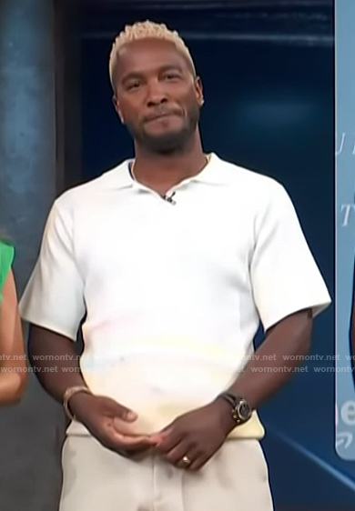 Scott's white horizon print polo on Access Hollywood