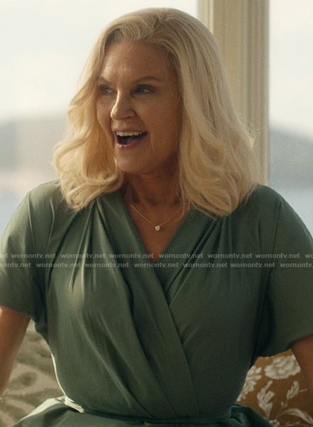 Tipper's green wrap dress on We Were Liars