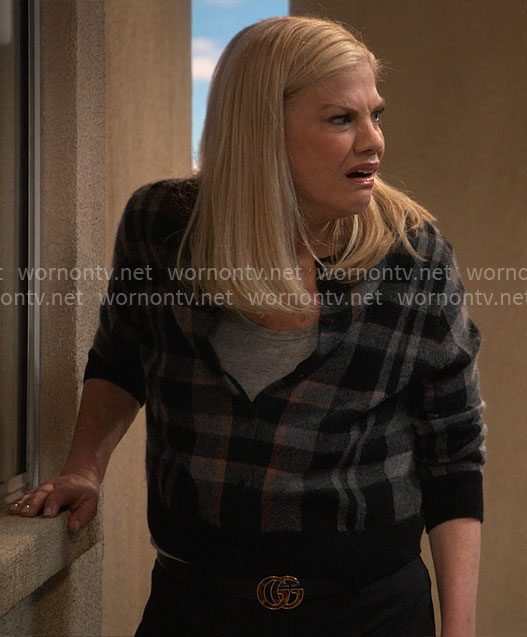 Carol's grey plaid cardigan on Leanne