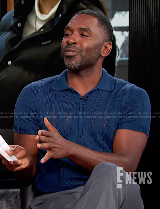 Justin's blue polo on E! News