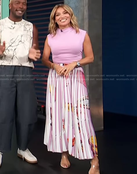 Kit's floral pleated skirt and top on Access Hollywood