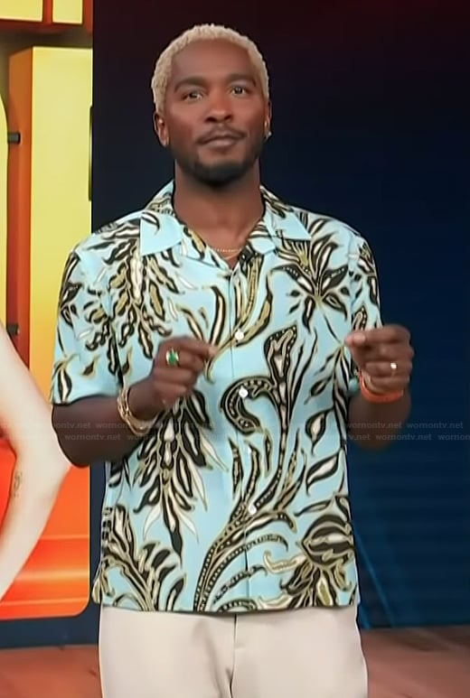 Scott's blue floral print shirt on Access Hollywood