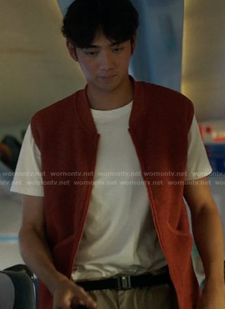 Steve's red fleece vest on The Summer I Turned Pretty