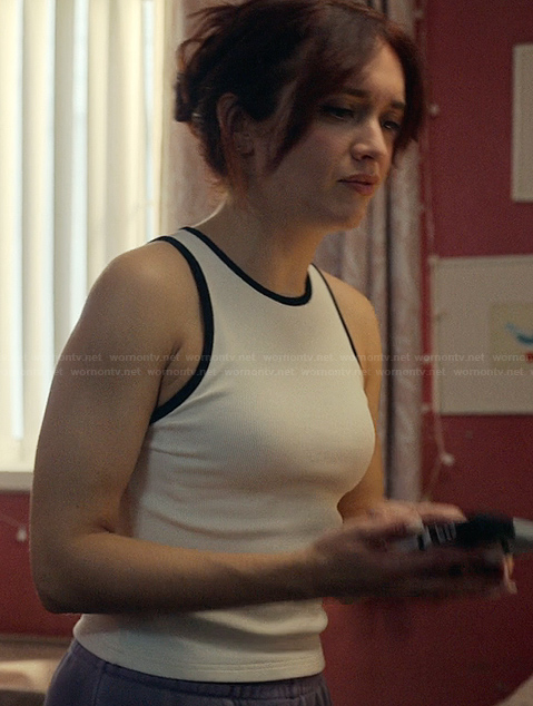 Cherry's white contrast tee on The Girlfriend