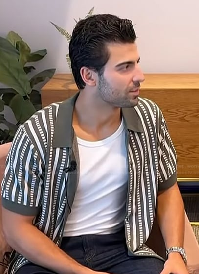 Jan Ravnik's green striped shirt on Access Hollywood