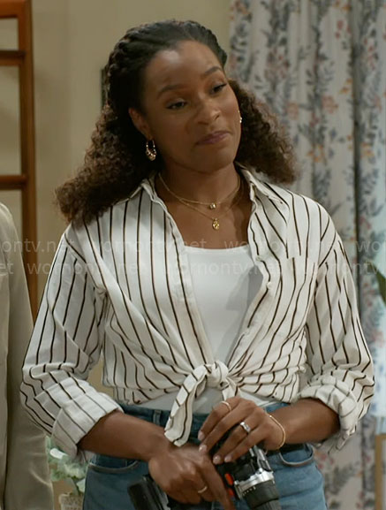 Naomi's striped shirt on Beyond the Gates