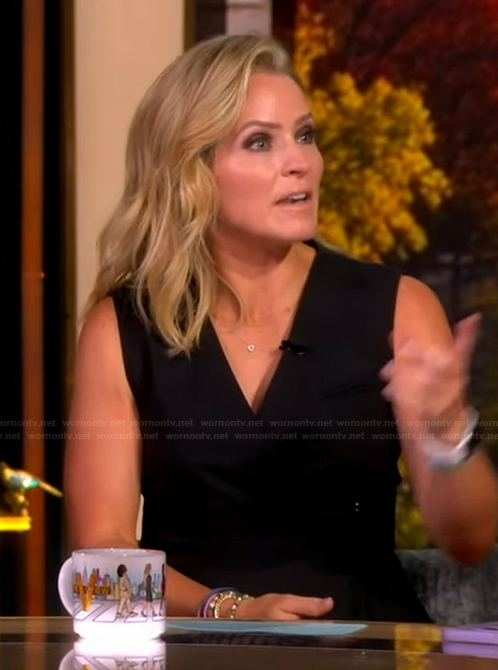 Sara's black button vest and lace skirt on The View