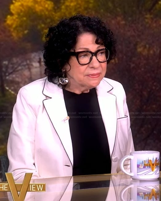 Sonia Sotomayor's white piping blazer on The View