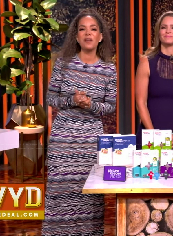 Sunny's zig-zag print dress on The View