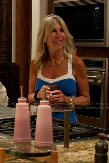 Amy's blue sports bra top and leggings on The Golden Bachelor
