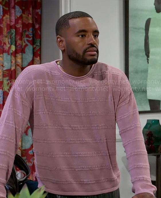 Andre's pink textured stripe sweater on Beyond the Gates