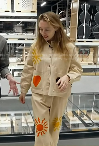 Georgia Haseldine's beige sun print jacket and pants on Today