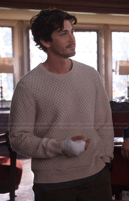 Jay's white waffle knit sweater on Only Murders in the Building