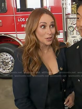Jennifer Love Hewitt's navy v-neck blazer on Good Morning America