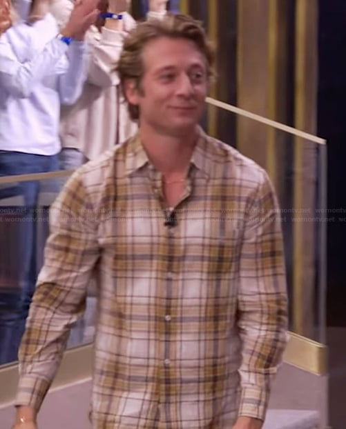 Jeremy Allen White's plaid shirt on Live with Kelly and Mark