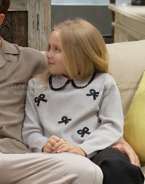 Kelly's grey bow sweater on The Bold and the Beautiful