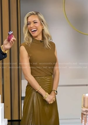 Kristin Cavallari's khaki sweater and pleated leather skirt on Good Morning America