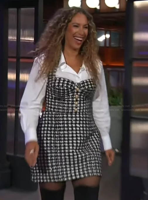 Leona Lewis's metallic tweed halter dress on The Kelly Clarkson Show
