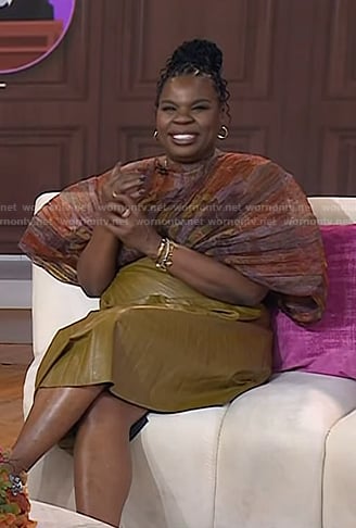 Leslie Jones's printed pleated top and leather skirt on Today