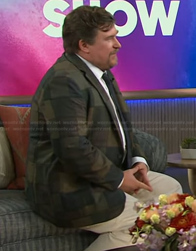 Michael Chernus's patchwork blazer on The Kelly Clarkson Show