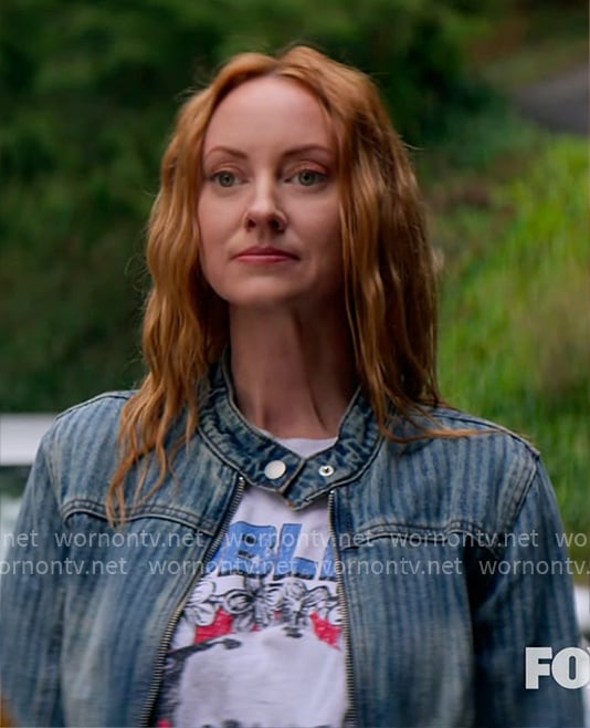 Phyllis' striped denim jacket and SUBLIME tee on Murder in a Small Town