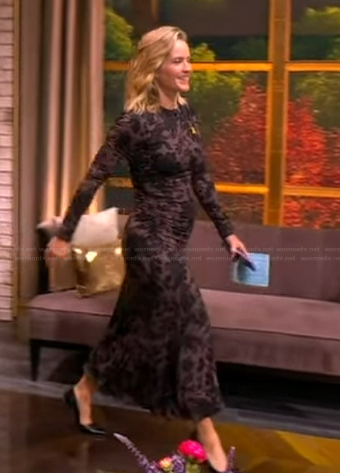 Sara's black lace dress on The View