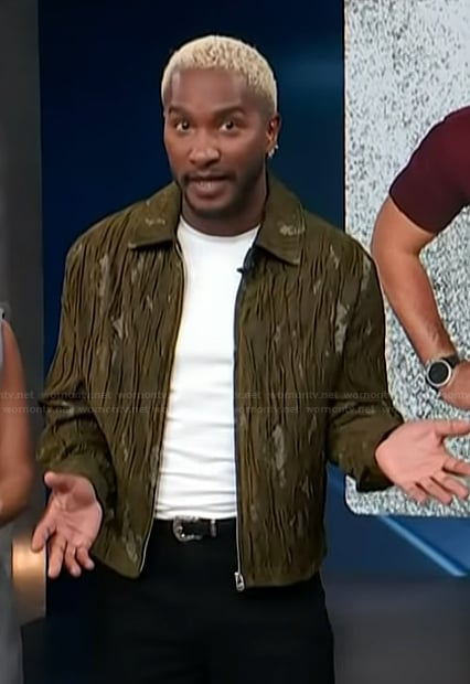 Scott's green textured jacket on Access Hollywood