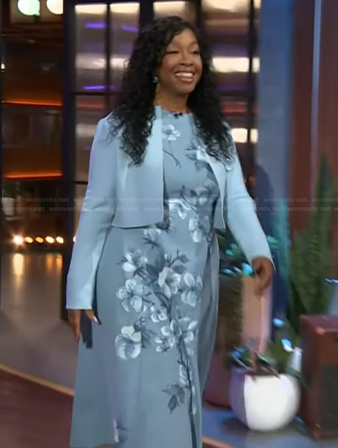 Shonda Rhimes's blue floral print dress and jacket on The Kelly Clarkson Show
