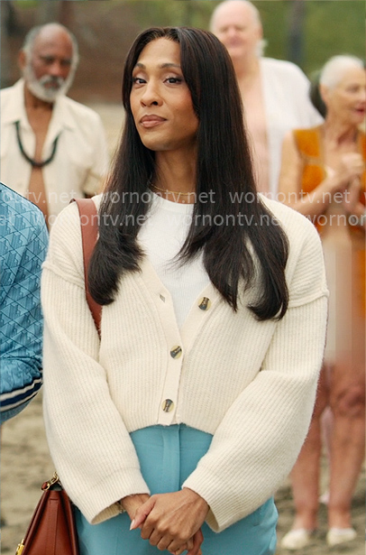 Sofia's cream cardigan and blue pants on Loot
