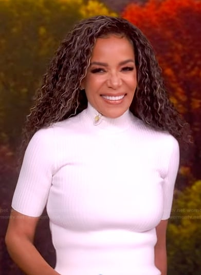 Sunny's white short sleeve top and skirt on The View