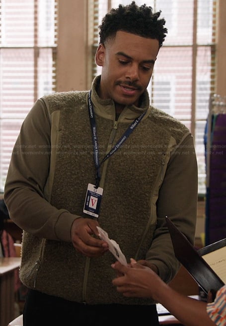Tariq's green shearling vest on Abbott Elementary