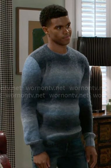 Tyrell's blue ombre sweater on Beyond the Gates