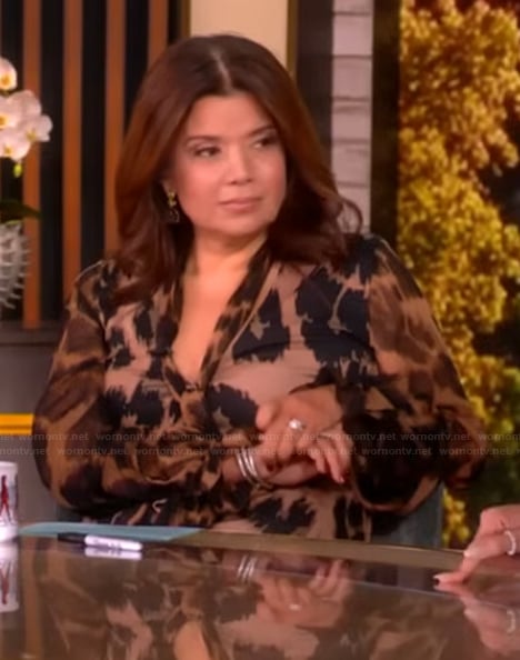 Ana's leopard print jumpsuit on The View