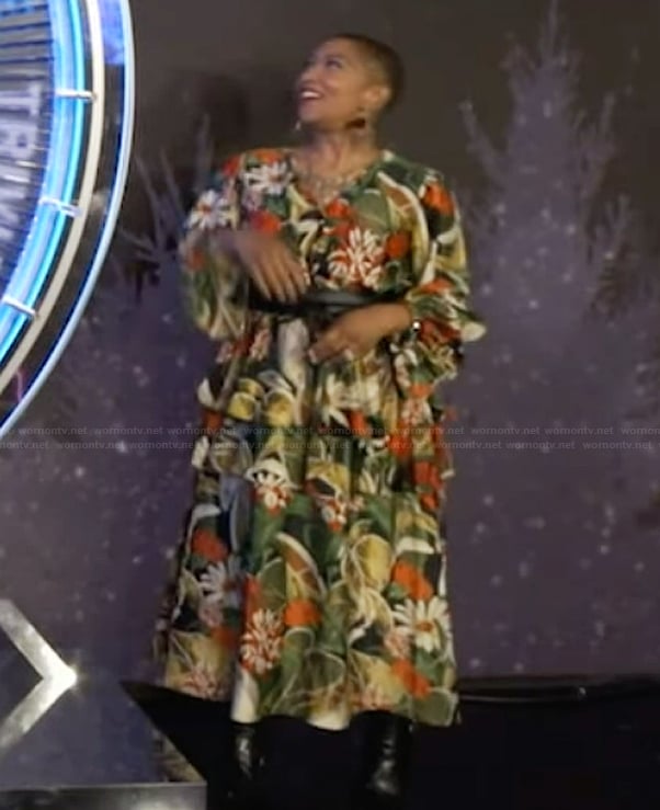 Deja Vu's floral print maxi dress on Live with Kelly and Mark