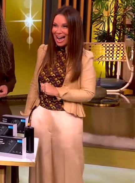 Gretta Monahan's printed top and jacket on The View