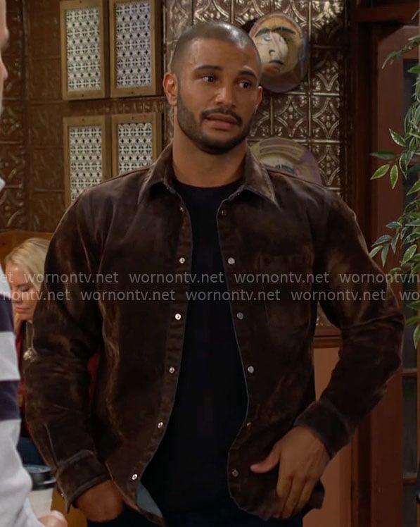 Holden's brown shirt on The Young and the Restless