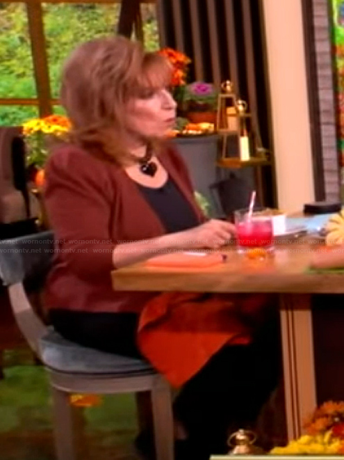 Joy's heart necklace on The View