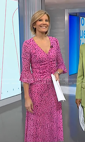 Kate's pink floral print ruched dress on NBC News Daily