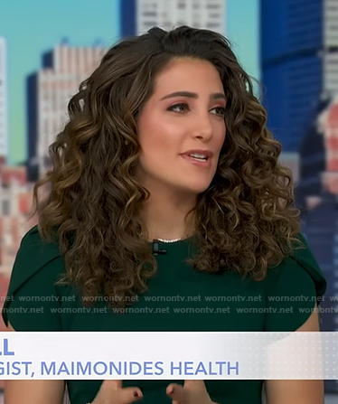 Leah Croll's green cap sleeve dress on Good Morning America