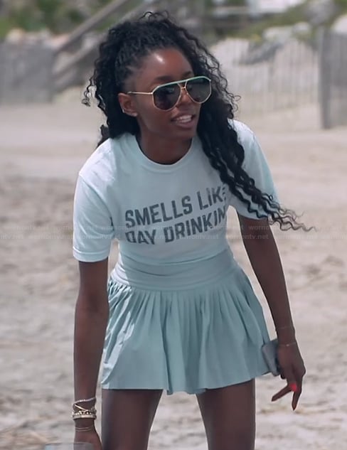 Venita's blue tee on Southern Charm
