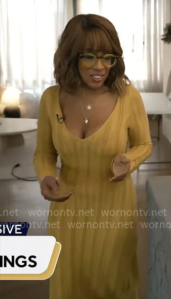 Gayle King's chartreuse knit dress on CBS Mornings