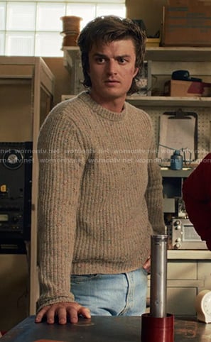 Steve's beige speckled ribbed sweater on Stranger Things